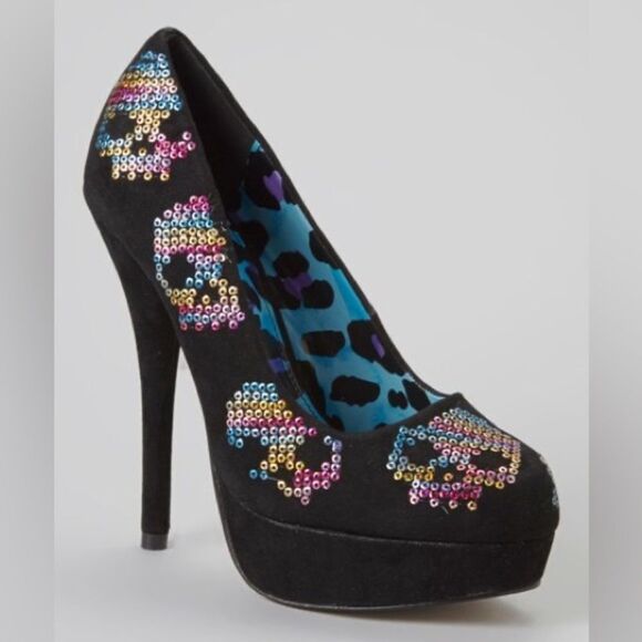 Iron Fist Sugar Hiccup Platform Pumps In Black - Picture 2 of 3